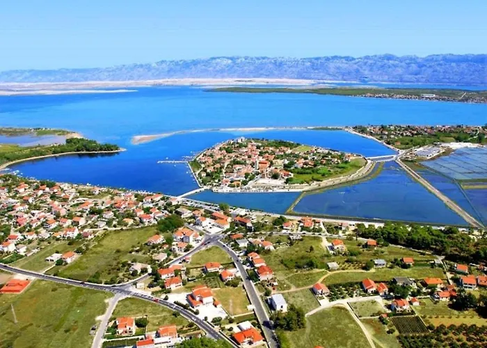 Aria וילה נין