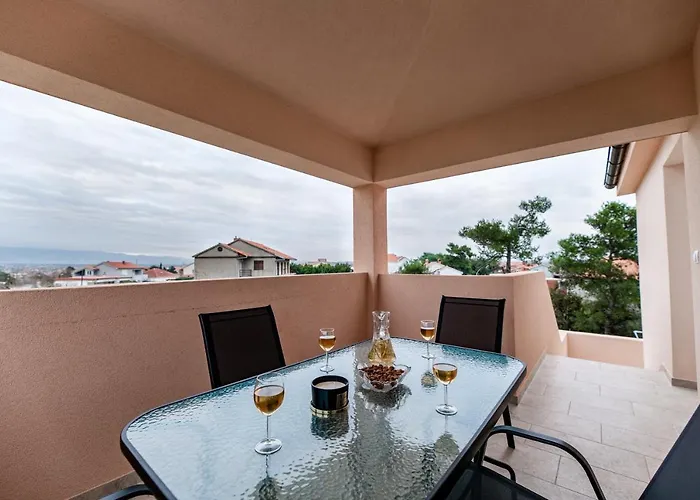 Aria Villa Nin