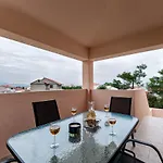 Aria Villa Nin