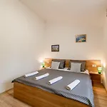 Aria Villa *