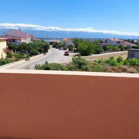 Aria Villa Nin