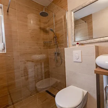 Aria Villa *