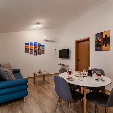 Aria Villa